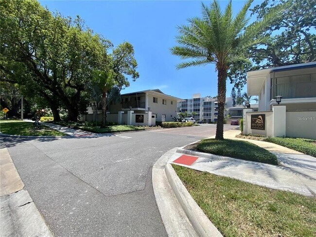 Foto del edificio - 1100 Delaney Ave