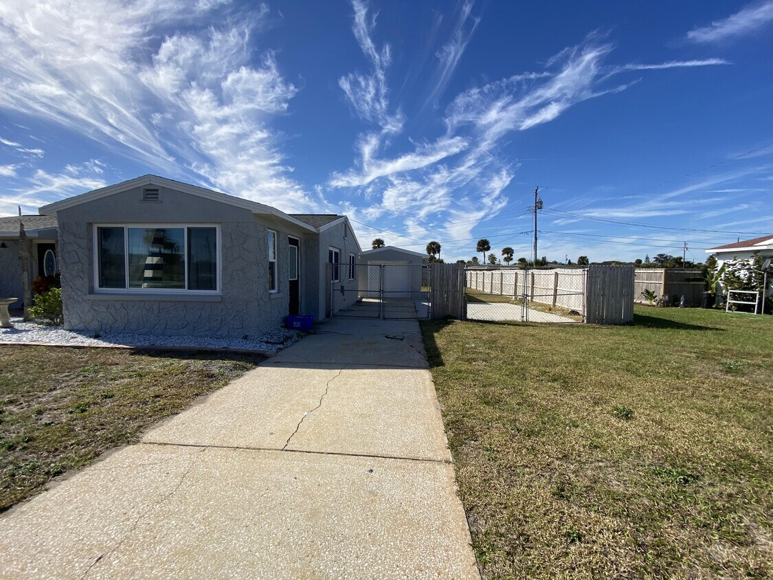 Foto principal - 52 Byron Ellinor Dr