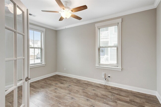 Building Photo - 1914 Mossdale Dr, Johns Island, SC 29455 -...