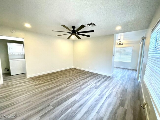 Building Photo - 4422 Bramblewood St