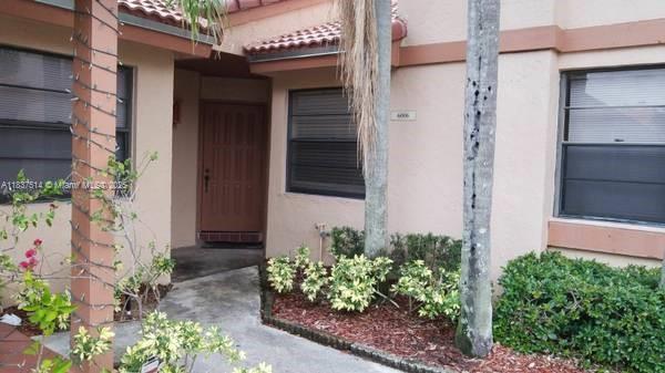 Foto del edificio - 6178 NW 170th Terrace
