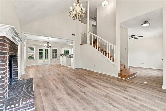 Building Photo - 10870 Willow Meadow Cir