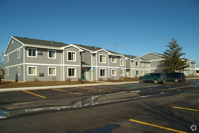 Building Photo - CENTER PARK APARTMENTS