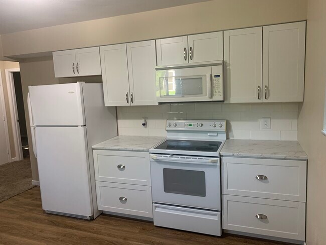 Kitchen - 431 Mason St