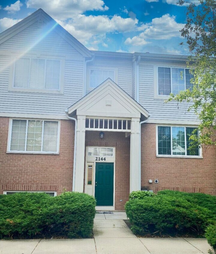 Foto principal - 2144 W Concord Ln