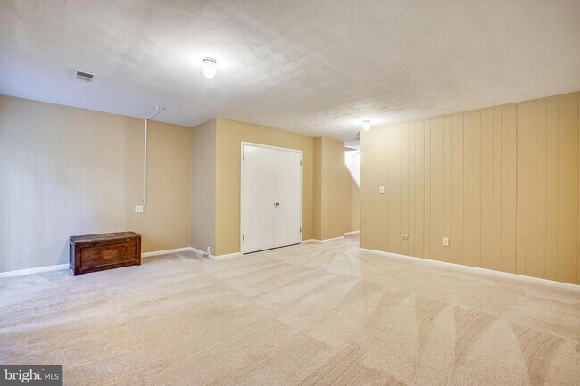Building Photo - 1220 Gemini Dr
