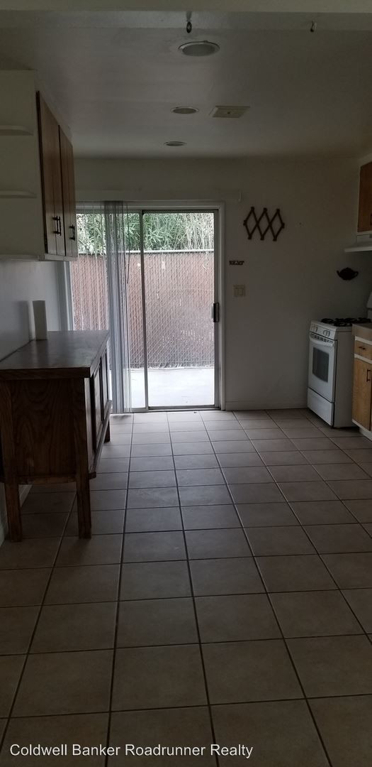 Foto del edificio - 2 br, 1 bath House - 6396 Indio Ave #A
