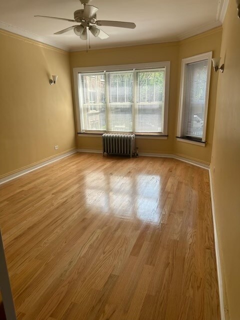 Foto del edificio - 2327 E 70th St