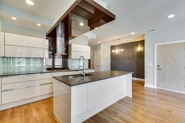 Foto del edificio - 1008 N Larrabee St