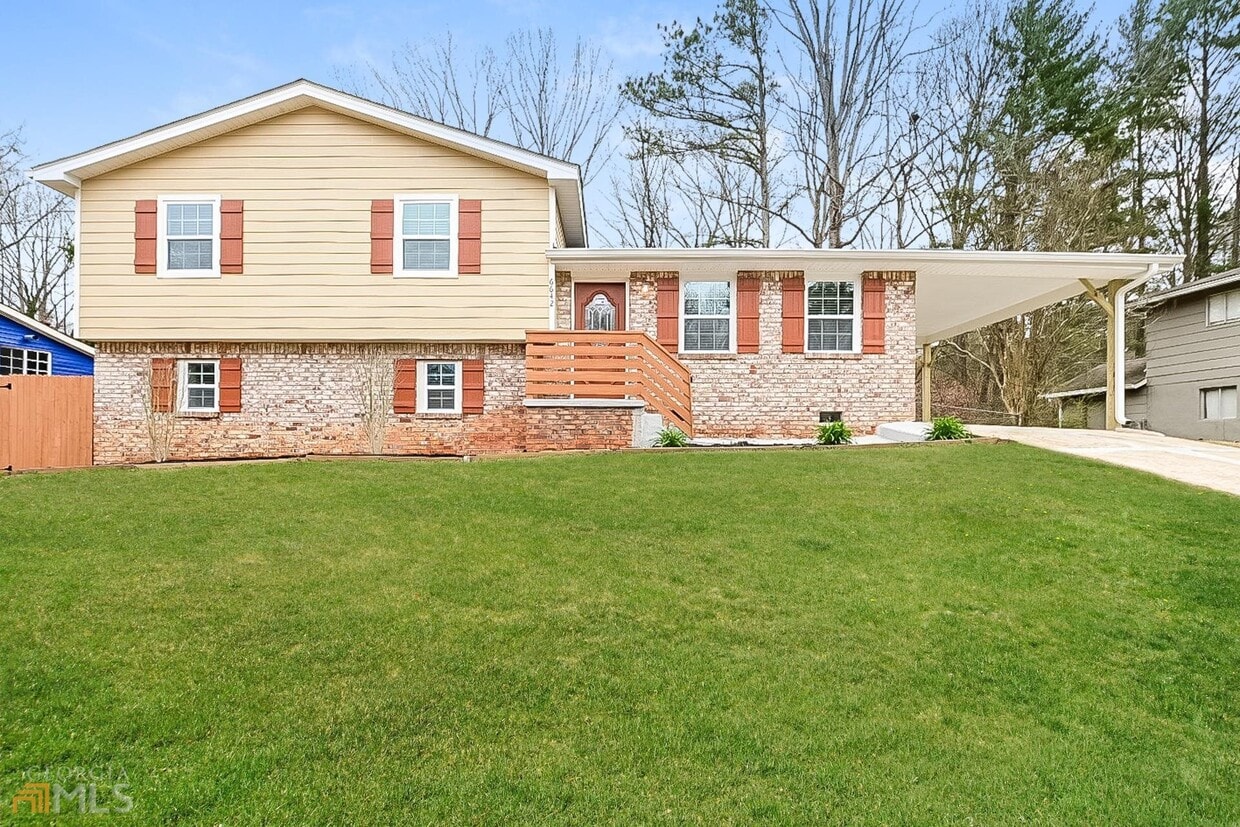 6642 Cambridge Dr, Rex, GA 30273 House Rental in Rex, GA