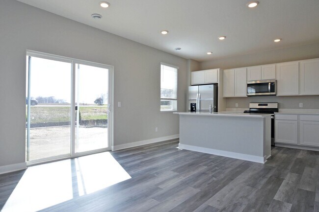 Foto del edificio - 23465 Ashbury Dr