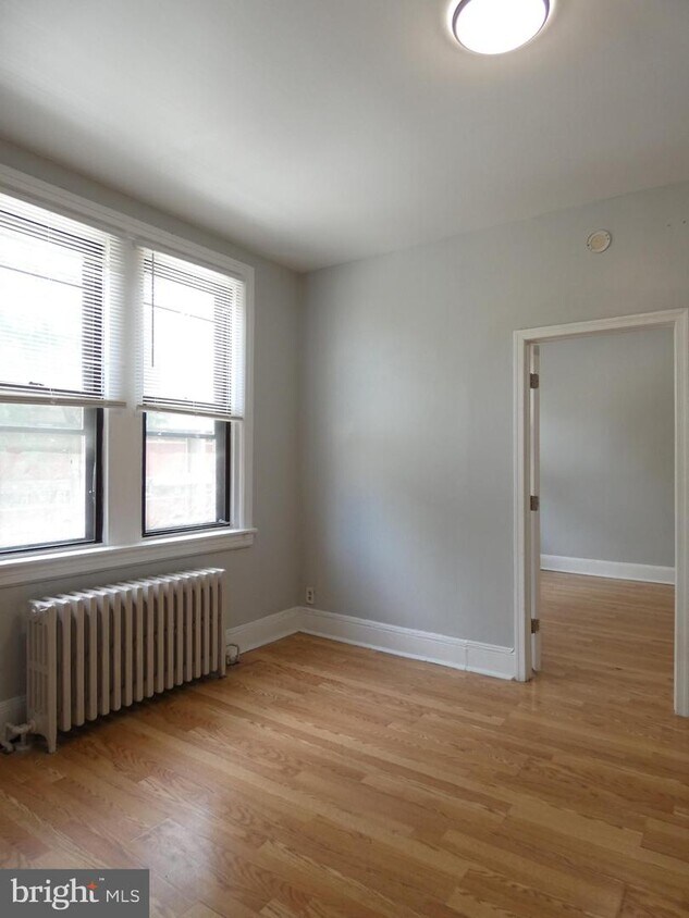 1641 W Girard Ave Unit 2, Philadelphia, PA 19130 Room for Rent in