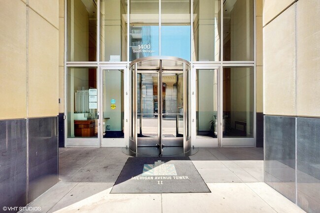 Building Photo - 1400 S Michigan Ave