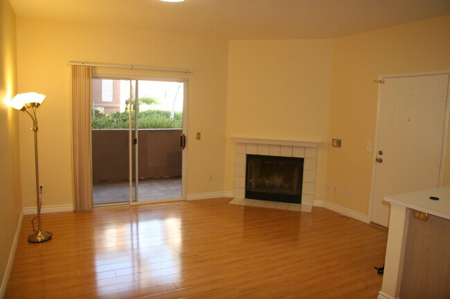 Building Photo - 17161 Alva Rd