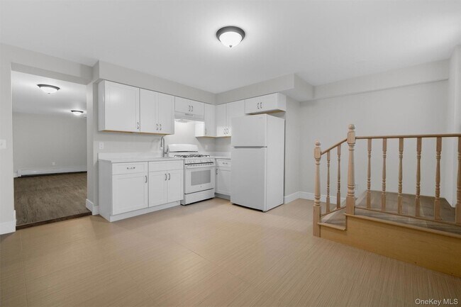 Foto del edificio - 135 Beekman Ave