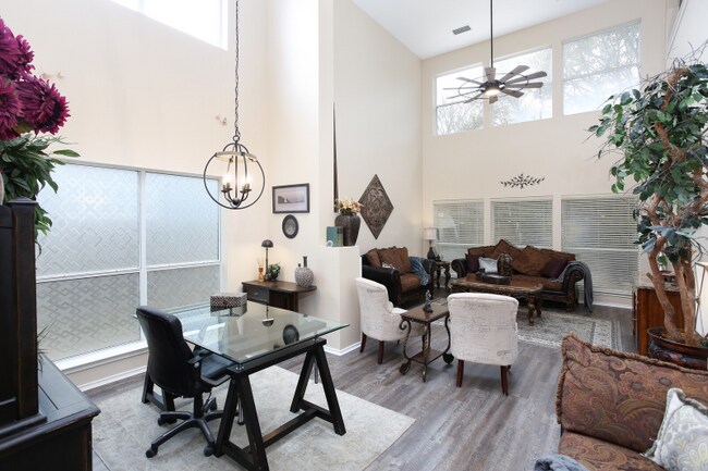 Photo - 6010 Wood Bayou House