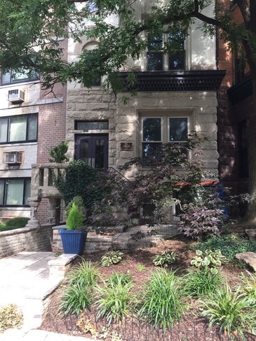 Frente de la casa - 1822 New Hampshire Ave NW