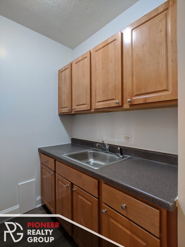 Building Photo - 1742 N Humboldt Blvd