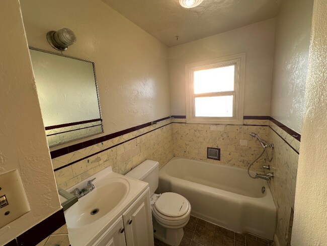Foto del edificio - 931 S 700 E St