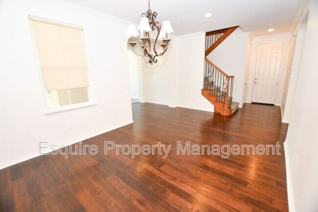 Building Photo - 359 Sycamore Cottage Ct