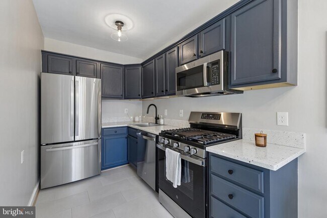 Foto del edificio - 715 S Washington St