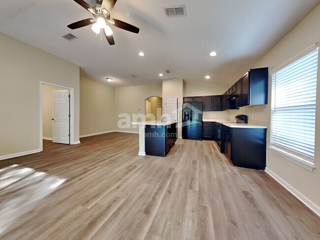 Foto del edificio - 6090 Sage Willow Way