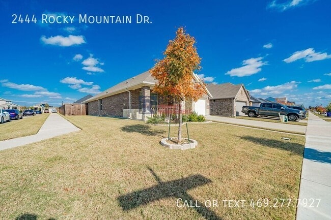 Foto del edificio - 2444 Rocky Mountain Dr