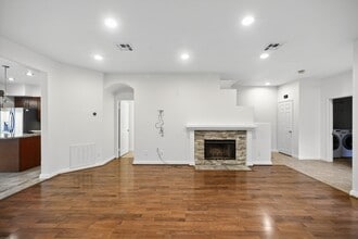 Building Photo - 12526 Heatherton Ct