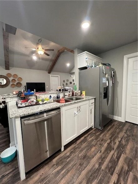 Building Photo - 605 E Wire Ridge Dr
