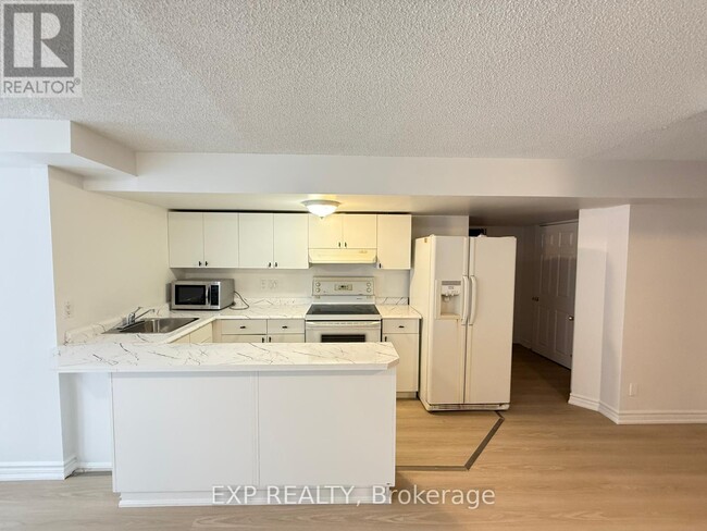 Building Photo - 48 Estate Garden Dr