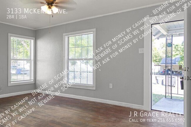 Foto del edificio - 3133 McKenzie Ave