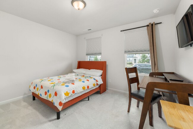 Foto del edificio - 6322 Perry Creek Rd