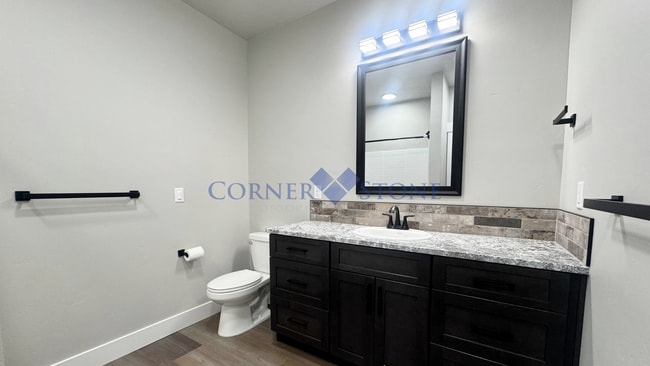 Foto del edificio - Brand New Duplex in Meridian!