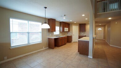 Building Photo - 16526 Bristle Creek Dr