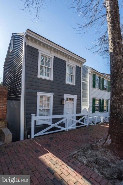 Foto del edificio - 3522 P St NW