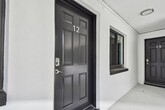 Foto principal - 2942 W Bay Dr