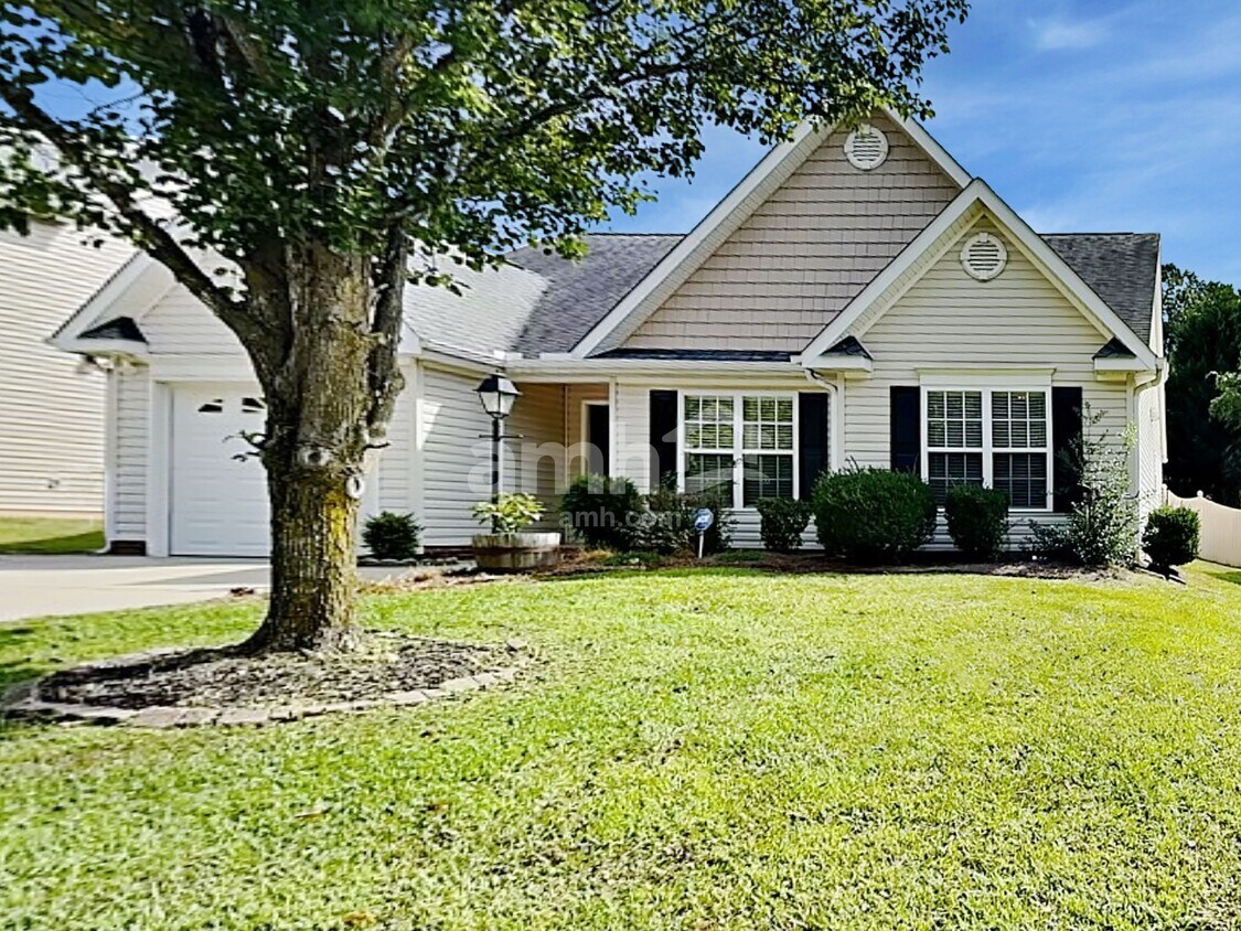 1867 Longmont Drive House Rental in Kernersville, NC