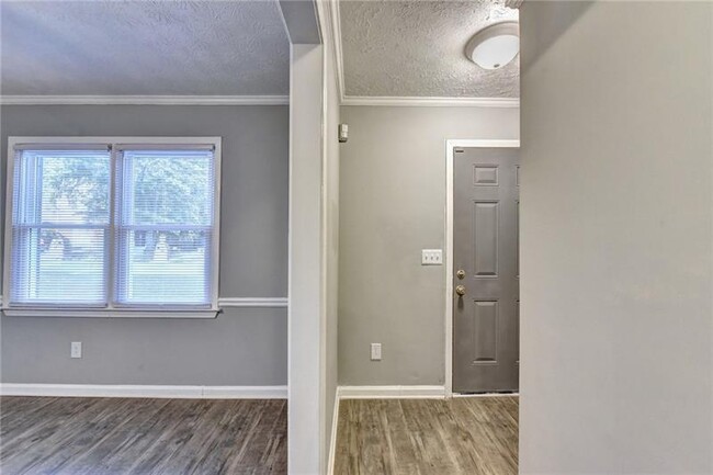 Building Photo - 973 Park Gate Pl
