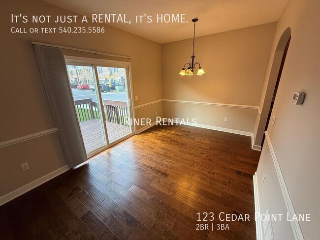 Foto del edificio - 123 Cedar Point Ln