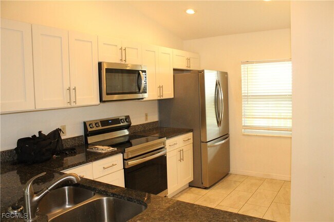 Foto del edificio - 1110 SW 47th Terrace