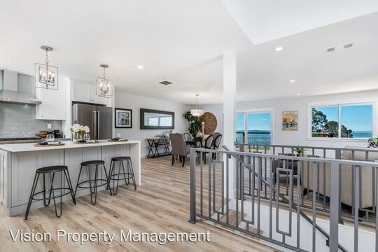 Foto principal - 4 br, 3 bath House - 9120 Skyline Blvd.