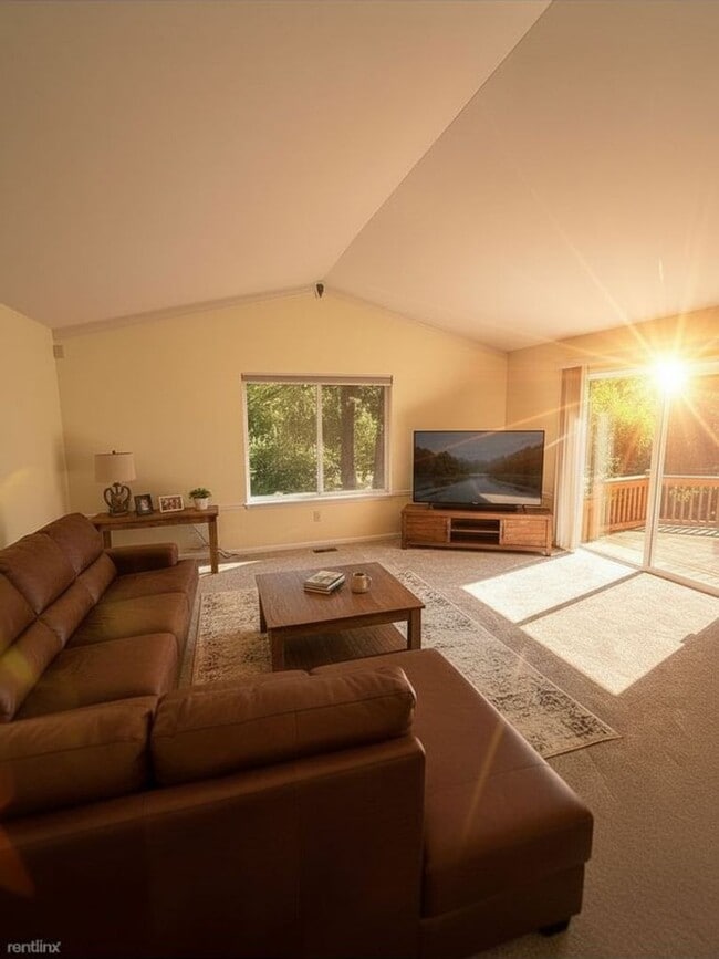 Photo - Well-Maintained Single-Family Home For Rent in Whitmore Lake