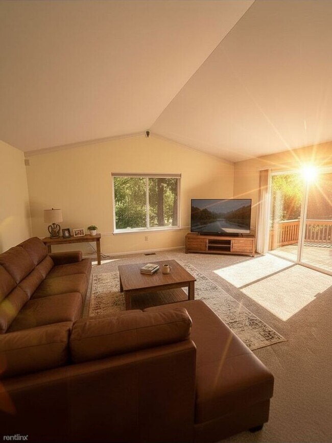 Foto del edificio - Well-Maintained Single-Family Home For Rent in Whitmore Lake