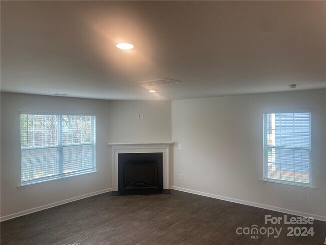 Foto del edificio - 1754 Bright Hope Ln
