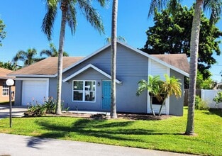 Building Photo - 14576 Sunset Pine Dr