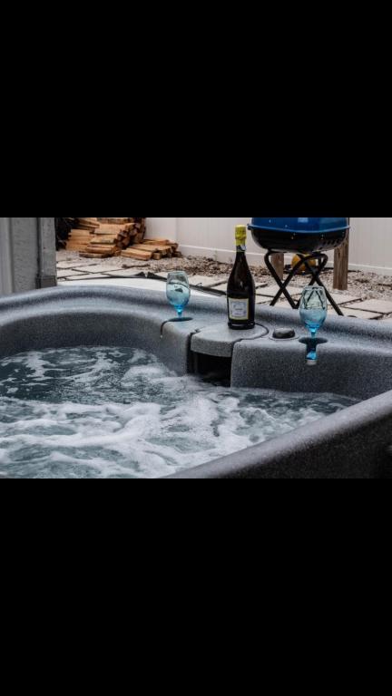 Foto del edificio - 3301 19th Ave W