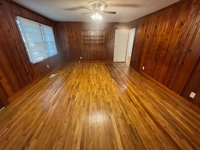 Foto del edificio - 3068 Roanoke Rd