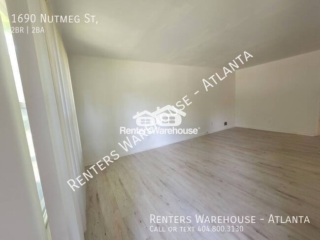 Building Photo - 1690 Nutmeg St