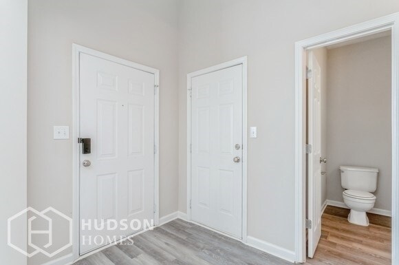 Building Photo - NOW AVAILABLE! - 321 Alderman Trce, Austel...