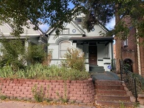 Building Photo - 1359 Corona St